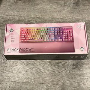 Brand new Razer Blackwidow V3 Quartz Keyboard